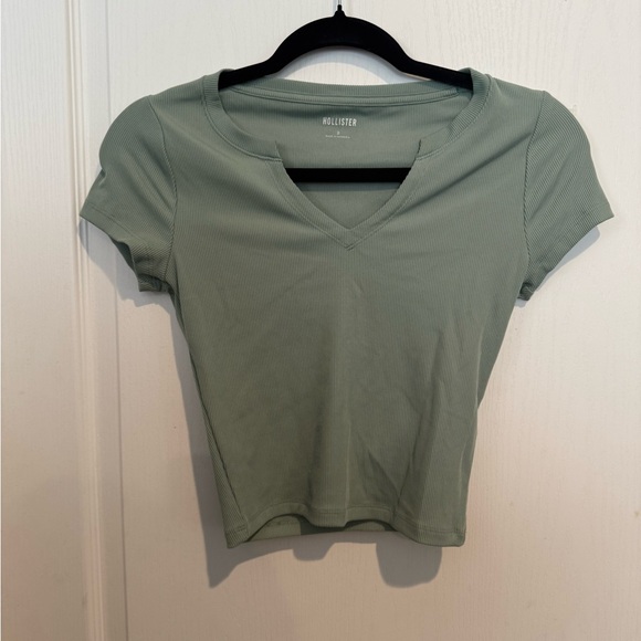 Hollister Tops - Hollister Women's Sage Short Sleeve Tee